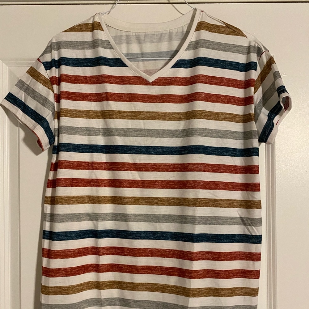 V neck t shirt